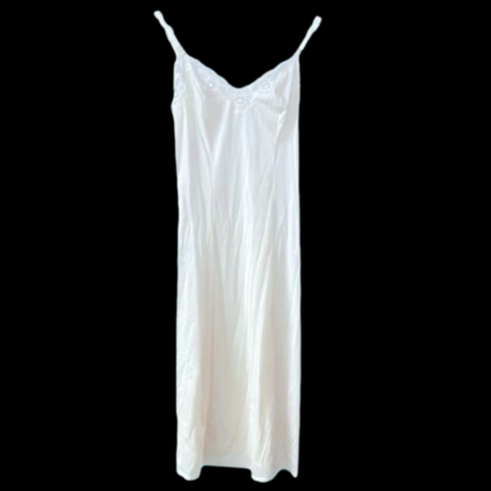 Vintage Olga Silky Soft Cream Lace Slip Dress – Size 32, 44” Long Classic Beauty